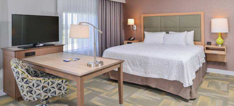 阿尔图纳 - 得梅因希尔顿欢朋酒店(Hampton Inn & Suites Altoona des Moines)图片