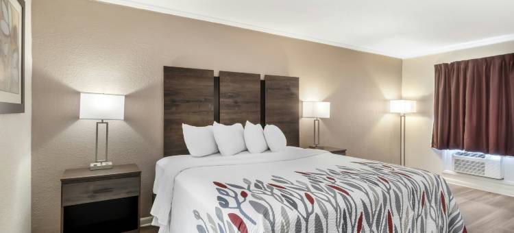 红屋顶曼彻斯特旅馆(Red Roof Inn Manchester, TN)图片