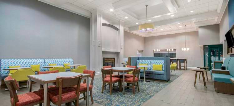 东奥罗拉欢朋酒店(Hampton Inn East Aurora)图片