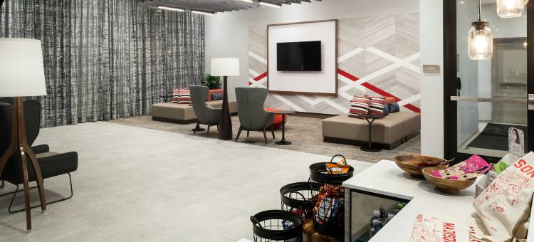 麦迪逊市中心希尔顿花园酒店(Hilton Garden Inn Madison Downtown)图片