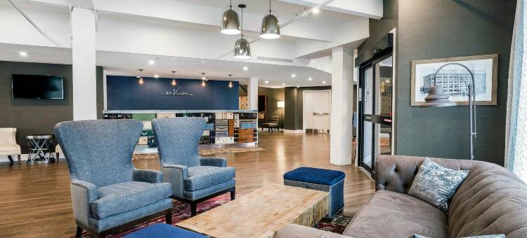 波士顿埃弗里特展望酒店(EnVision Hotel Boston-Everett)图片
