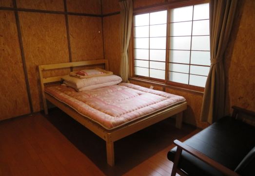 Holiday Home Hotel Overview