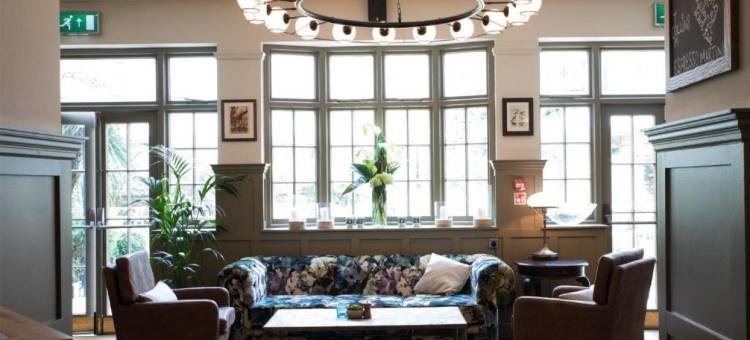 狐狸&鹅酒店(The Fox & Goose Hotel)图片