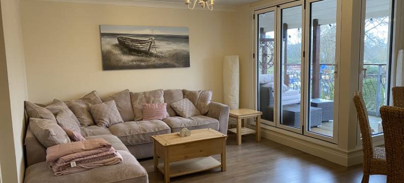 Waterfront House in the Heart of St Neots图片