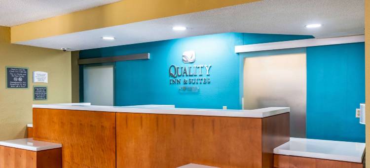 南港品质酒店及套房(Quality Inn & Suites Southport)图片