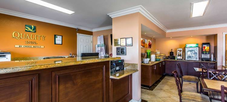 凯艺酒店-莱克埃尔西诺15号州际公路(Quality Inn Lake Elsinore I-15)图片