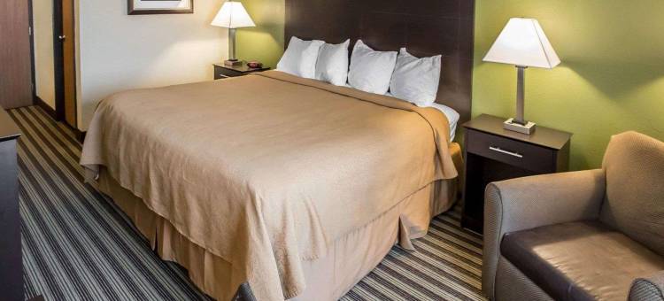 切斯特敦凯艺酒店 - 近印第安纳沙丘国家公园 I-94(Quality Inn Chesterton Near Indiana Dunes National Park I-94)图片