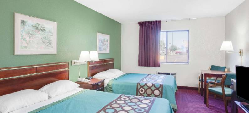 肯尼特温德姆速8酒店(Super 8 by Wyndham Kennett)图片