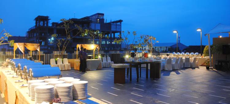 新邦利马 - 三宝珑奎斯特酒店 - 阿斯顿酒店(Quest Hotel Simpang Lima - Semarang by Aston)图片