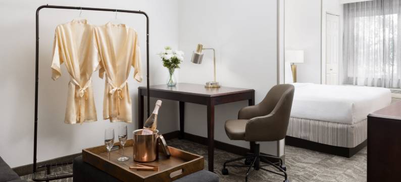 弗雷斯诺万豪SpringHill酒店(SpringHill Suites Fresno)图片