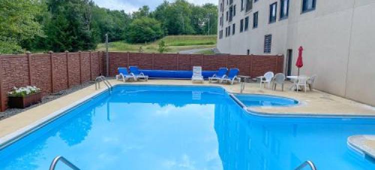 Ski-in Ski-Out Luxury Condo with Hot Tub and Pools图片