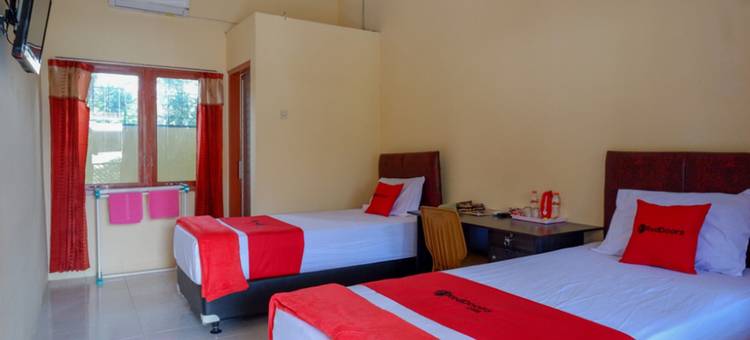 红多兹伊斯兰酒店-近普禾加多阿伦阿伦(RedDoorz Syariah Near Alun Alun Purwokerto)图片