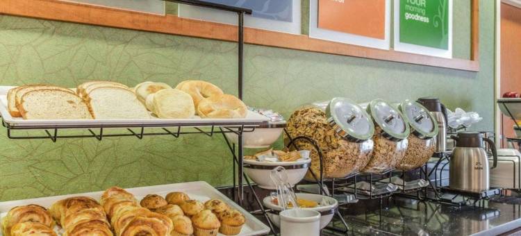 卡姆登舒适酒店及套房(Comfort Inn & Suites)图片