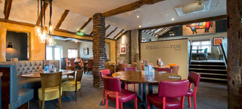 布拉克内尔普瑞米尔酒店(双桥)(Premier Inn Bracknell (Twin Bridges))图片