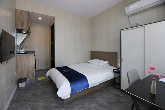 莱顿花园公寓(闾邱坊巷分店)