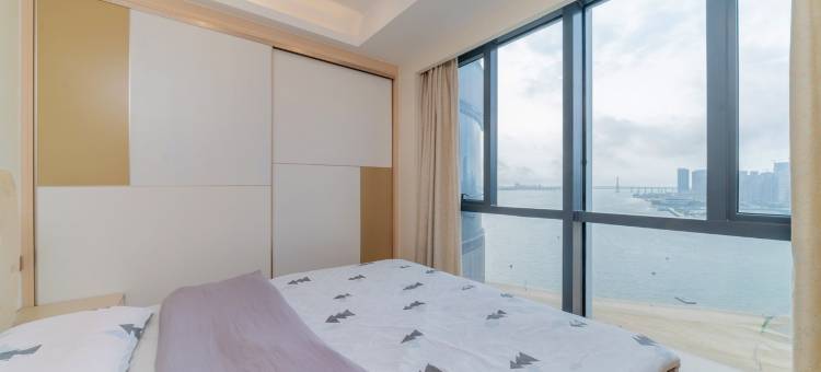 金沙湾1号180度海景隐居公寓1房1厅(海湾路分店)图片