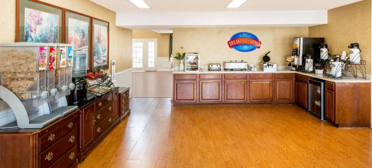 格林纳达呗盟套房酒店(Baymont by Wyndham Grenada)图片