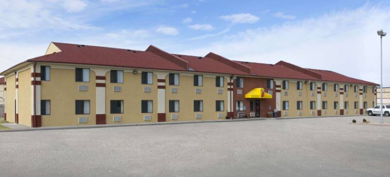 帕克城-北威奇托地区温德姆速8酒店(Super 8 by Wyndham Park City/North Wichita Area)图片