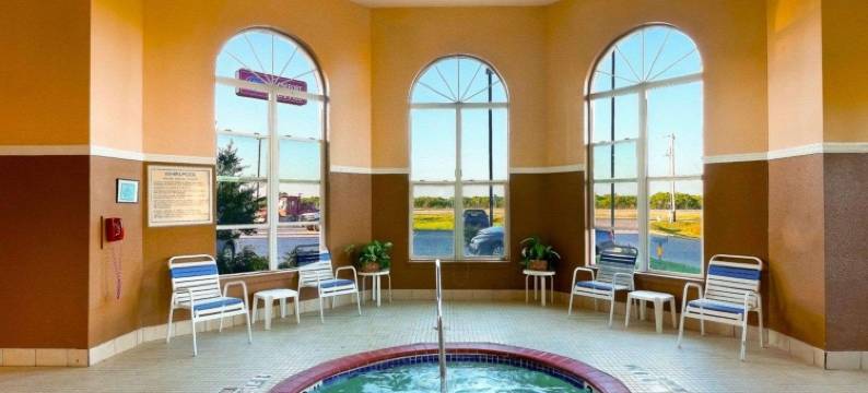 大学城舒适套房酒店(Comfort Suites University)图片