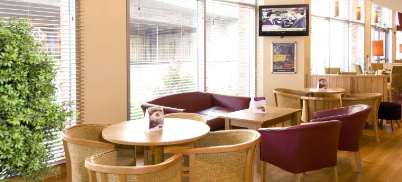 雷丁中心普瑞米尔酒店(Premier Inn Reading Central)图片