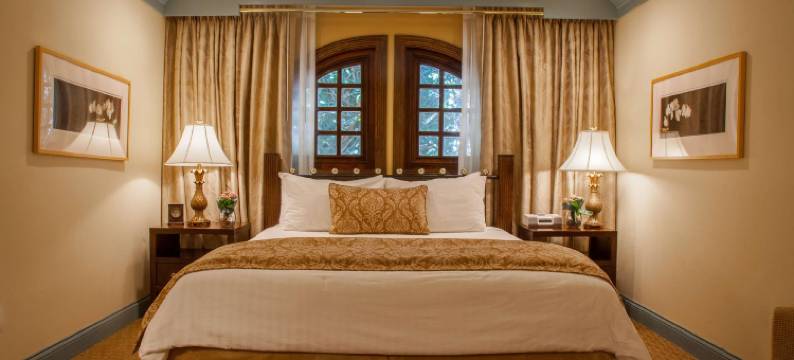 日落广场贝斯特韦斯特优质酒店(Best Western Plus Sunset Plaza Hotel)图片