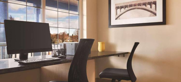 蒙大拿州比灵斯丽怡酒店(Country Inn & Suites by Radisson, Billings, MT)图片