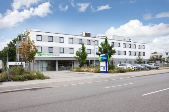 慕尼黑奥林匹克公园智选假日酒店(Holiday Inn Express MUNICH - OLYMPIAPARK by IHG)