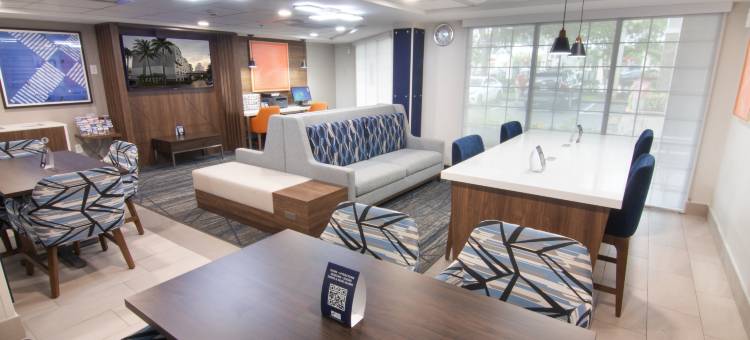 智选假日套房酒店劳德代尔堡机场西(Holiday Inn Express & Suites Fort Lauderdale Airport West)图片