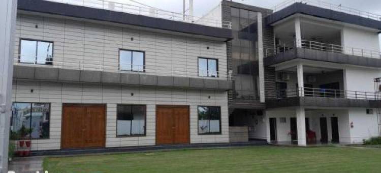 Tirupati Lawn and Hotel图片