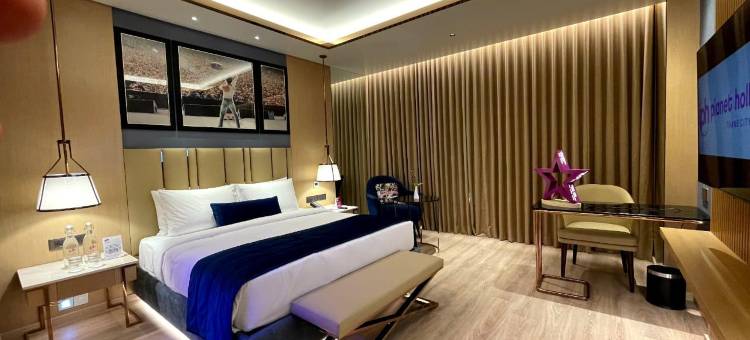 塞恩好莱坞星球酒店(Planet Hollywood)图片