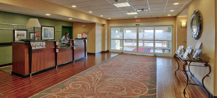 戴明欢朋酒店(Hampton Inn Deming)图片