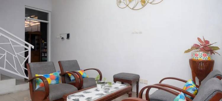 克拉登火车站附近瑞德多兹酒店(RedDoorz at Hotel Putra Perdana Klaten)图片