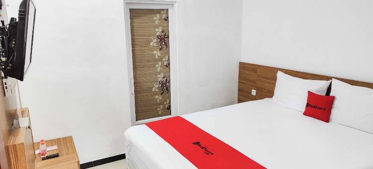 红多兹酒店-近普兰巴南寺(RedDoorz Near Prambanan Temple)图片