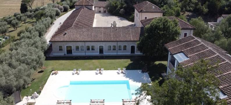 波尔格帕拉维辛莫里旅馆(Borgo Pallavicini Mori)图片