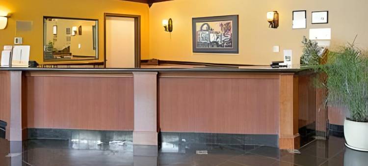 里士满温哥华机场贝斯特韦斯特必住酒店(SureStay by Best Western Richmond Vancouver Airport)图片