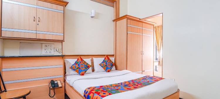 Fabhotel Ess天堂(FabHotel Ess Paradise - Nr Bus Stand)图片