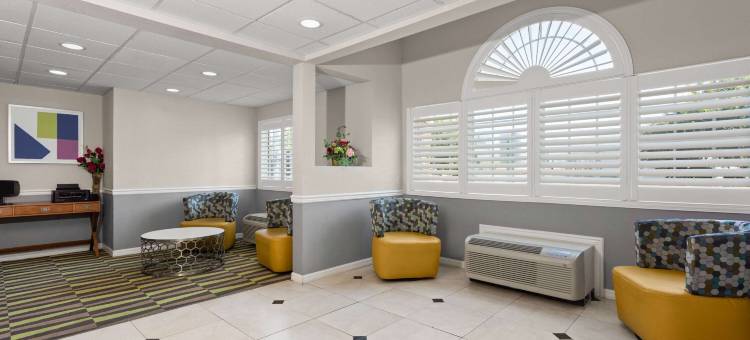 巴拿马城温德姆麦客达套房酒店(Microtel Inn & Suites by Wyndham Panama City)图片