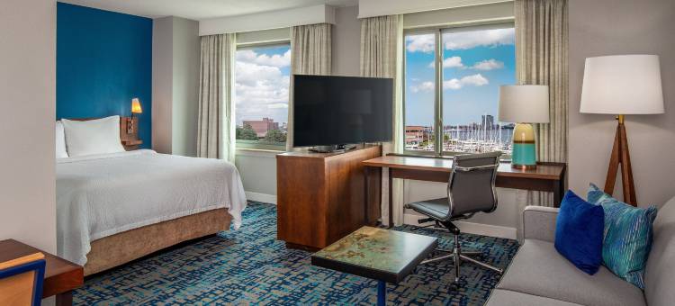 居家波士顿港都铎码头酒店(Residence Inn by Marriott Boston Harbor on Tudor Wharf)图片