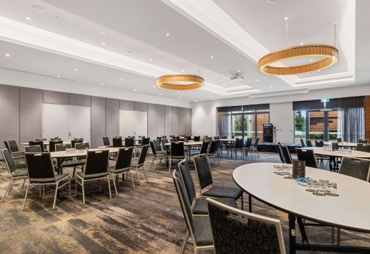 Quality Hotel Rules Club WaggaHotel Overview