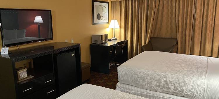 帕拉默斯罗歇尔公园华美达酒店(Ramada by Wyndham Rochelle Park Near Paramus)图片