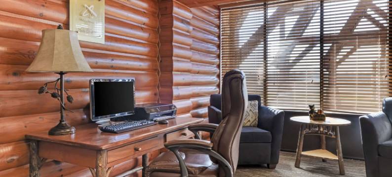 亚什兰苏必利尔湖凯艺酒店(Quality Inn Ashland - Lake Superior)图片