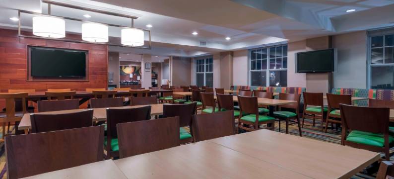 堪萨斯城闹市区/尤尼希尔万枫酒店(Fairfield Inn Kansas City Downtown/Union Hill)图片