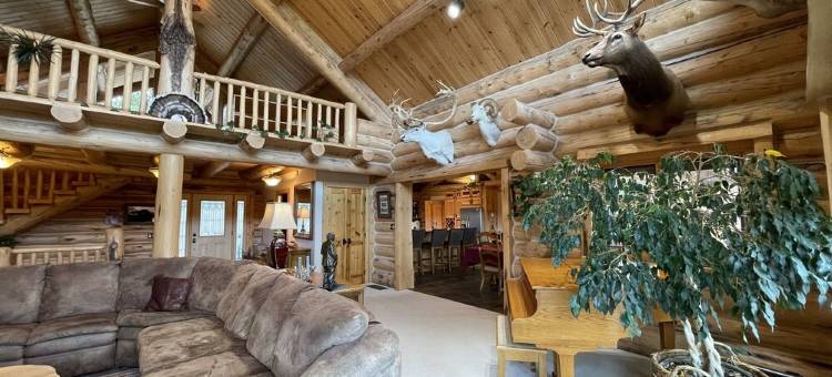 爷爷之家. 专属, 惊艳, 私人原木屋. 火坑 & 池塘(Grandpa’s Place. Exclusive, Stunning, Private Log Home. Firepit & Pond)图片