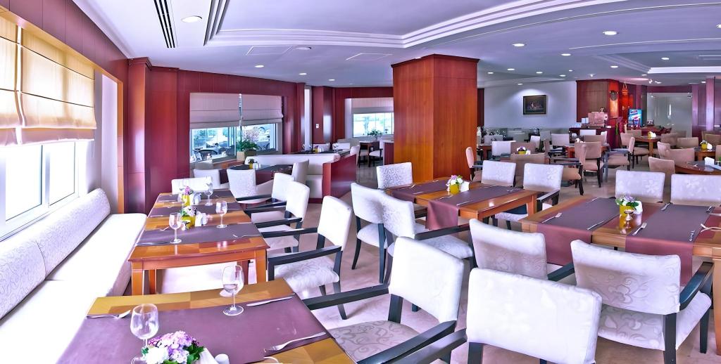 The Green Park Bostancı Hotel Overview