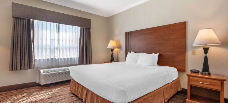 俱乐部屋贝斯特韦斯特套房酒店(Best Western Club House Inn  Suites)图片