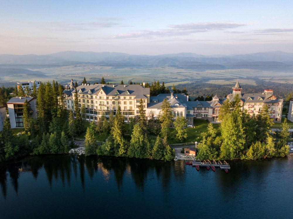 Grand Hotel Kempinski High Tatras Over view