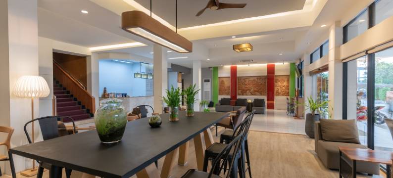 富饶酒店(The Rich Hotel)图片