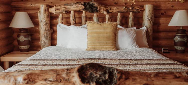 布莱斯峡谷小木屋旅馆(Bryce Canyon Log Cabins)图片