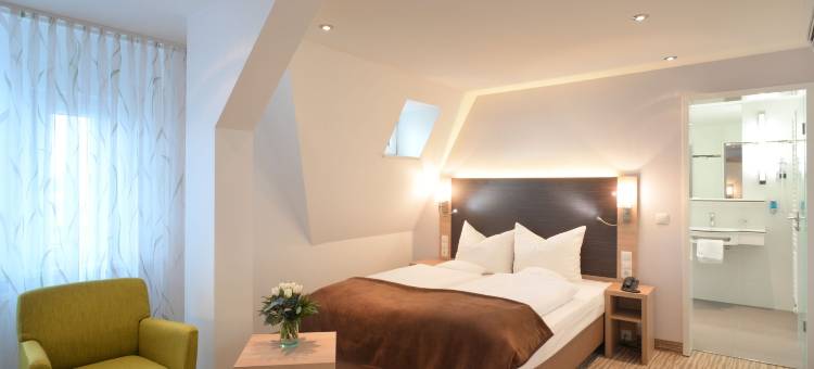 洛伊斯默克环形酒店(Ringhotel Loew's Merkur)图片