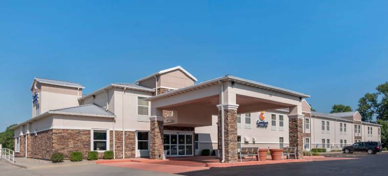 章克申城舒适套房酒店-近莱利堡(Comfort Inn & Suites Junction City - Near Fort Riley)图片